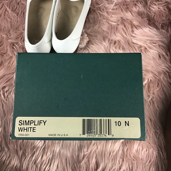 Simplify White Women's Loafers - Picture 7 of 8